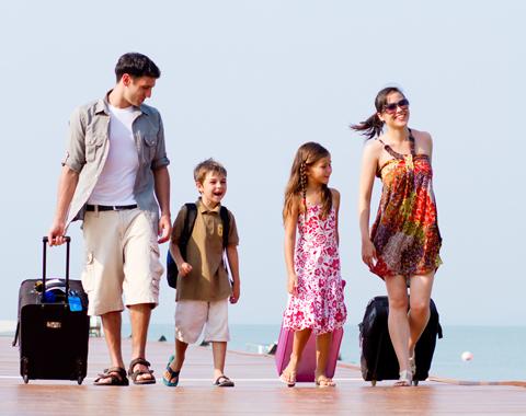 Evita el estrés de los viajes a tus hijos
